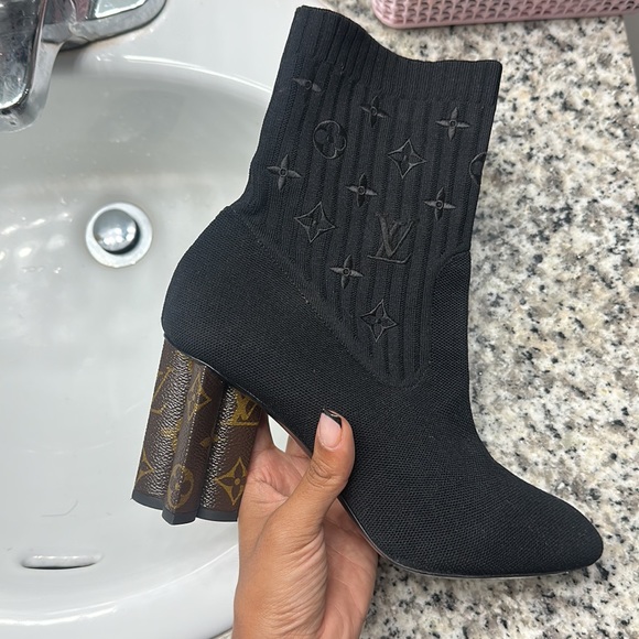 Authentic LV Silhouette Ankle Boots size 40 - Picture 3 of 4